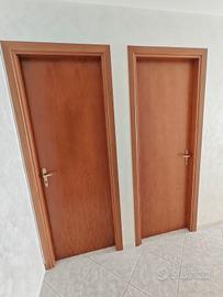 Porte di legno Noce Tanganika  artigianali.