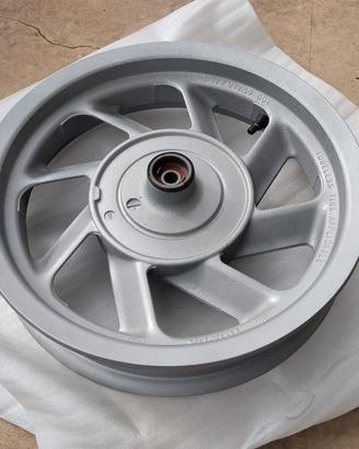 Cerchio anteriore Honda CN250