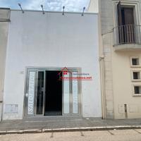 Locale commerciale a presicce- acquarica
