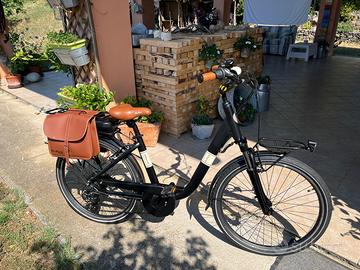 E-bike Via Veneto NUOVA MAI USATA + accessori