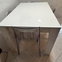 Tavolo allungabile bianco laccato lucido