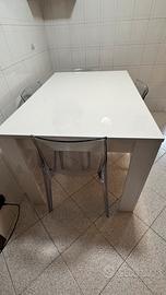 Tavolo allungabile bianco laccato lucido