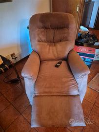 Poltrona relax elettrica ortopedica reclinabile