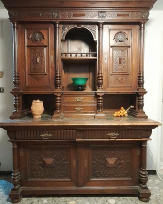 Credenze in legno e marmo Trieste teresiana