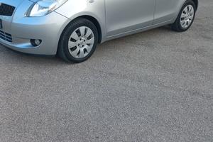 toyota yaris 1.3 benzina 2007
