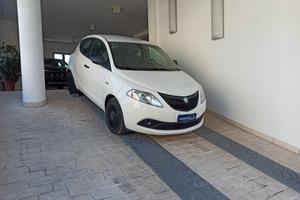 Lancia Ypsilon 1.0 FireFly 5 porte S&S Hybrid Ecoc