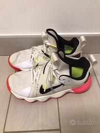 Scarpe da pallavolo Nike React Hyperset n.39