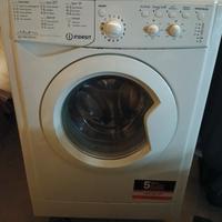 lavatrice Indesit..