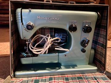 Husquarna - Macchina da cucire