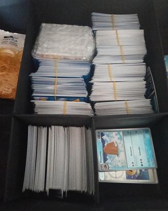 lotto 600 carte Pokemon 
