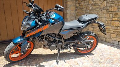 KTM 125 Duke 2025