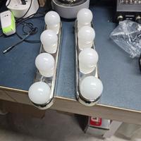 lampade ikea per specchio trucco