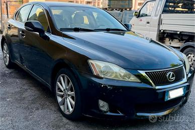 LEXUS IS 220D BERLINA 2.2 D FULL OPSONALI TRATTBIL