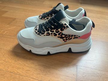 Scarpe da ginnastica