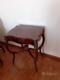 22-Tavolino cucito