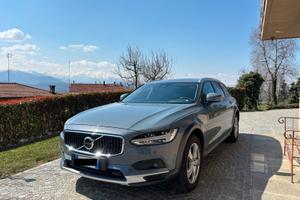 Volvo V90 Cross Country 2.0 B4 AWD Mild Hybrid