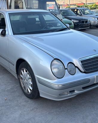 Ricambi per Mercedes