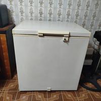 congelatore a pozzetto 