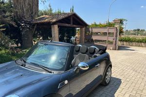 Splendida Mini Cooper cabriolet