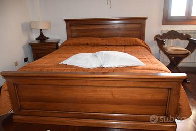 Camera matrimoniale in legno