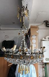 Lampadario stile liberty