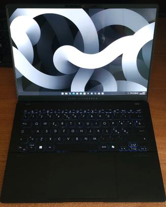 Asus Vivobook Oled S14 (2025) – Intel Ultra 7 256V