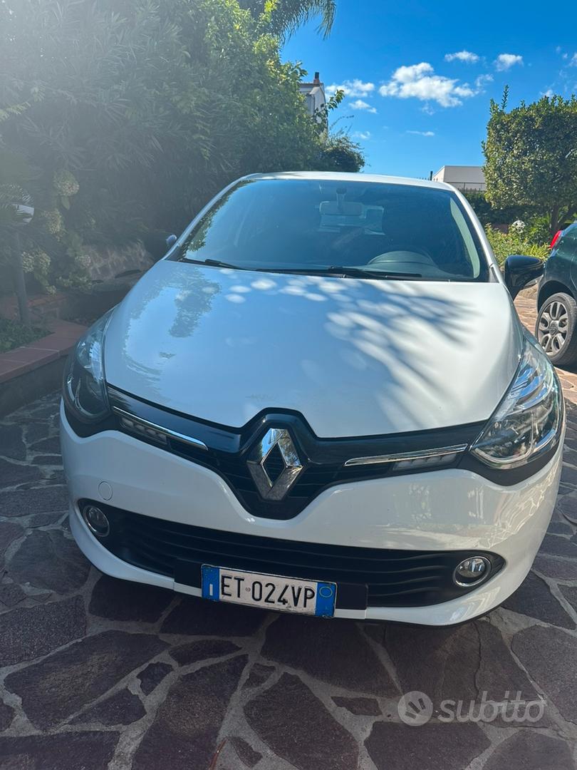 Renault clio 4 5p 1.5 90 cavalli Auto In vendita a Salerno