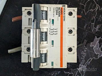 Merlin Gerin multi9 NC100H C100A Magnetotermico