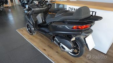 PIAGGIO MP3 300 LT guidabile con patente B