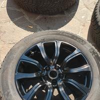 Land  rover evoque cerchioni e gomme antineve