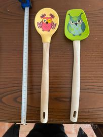 Coppia di spatole da cucina in silicone e legno