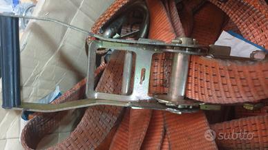 N 4 cinghie di fissaggio a Cricchetto