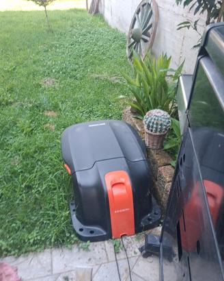 robot tagliaerba senza fili 