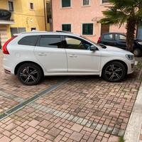 Volvo xc60 AWD r design