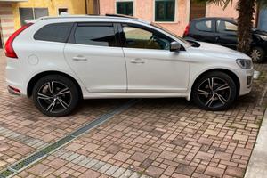 Volvo xc60 AWD r design