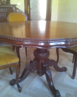 Tavolo e 6 sedie 800 fiorentino