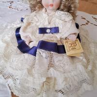 Bambola porcellana Capodimonte 