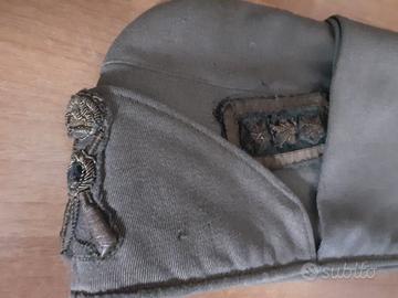 Militaria-  4 F.
