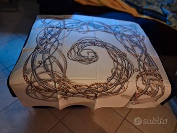 Foulard Gucci