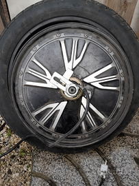 Ruota per scoter eletrico