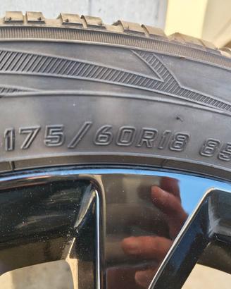 Gomme + cerchi toyota