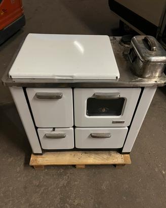 STUFA A LEGNA CUCINA ECONOMICA