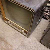 Televisore vintage Telefunken 24 pollici