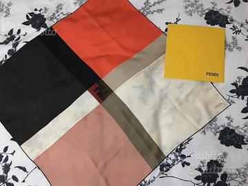 Foulard in seta Fendi originale