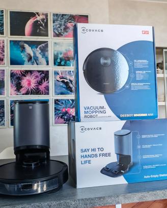 Ecovacs Ozmo T8 AIVI + base + ricambi + accessori!