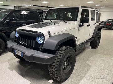 Jeep Wrangler Unlimited 3.8 V6 Sport Auto 208cv