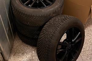4 cerchi lega 16’ neri + 4 gomme invernali 205/55