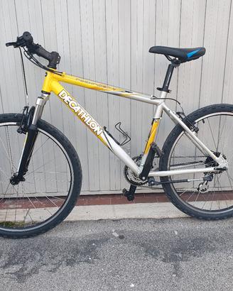 Mountain bike Rockrider 5.2 