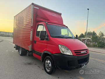 Iveco daily 2.3 diesel- sponda idraulica