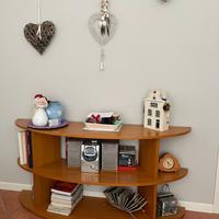 Mobile basso / libreria porta TV in legno – 160 cm